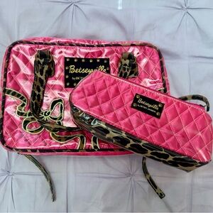 Betseyville Makeup Bag Set